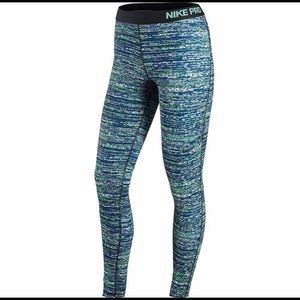 NWOT- Nike Pro Glow Workout Leggings